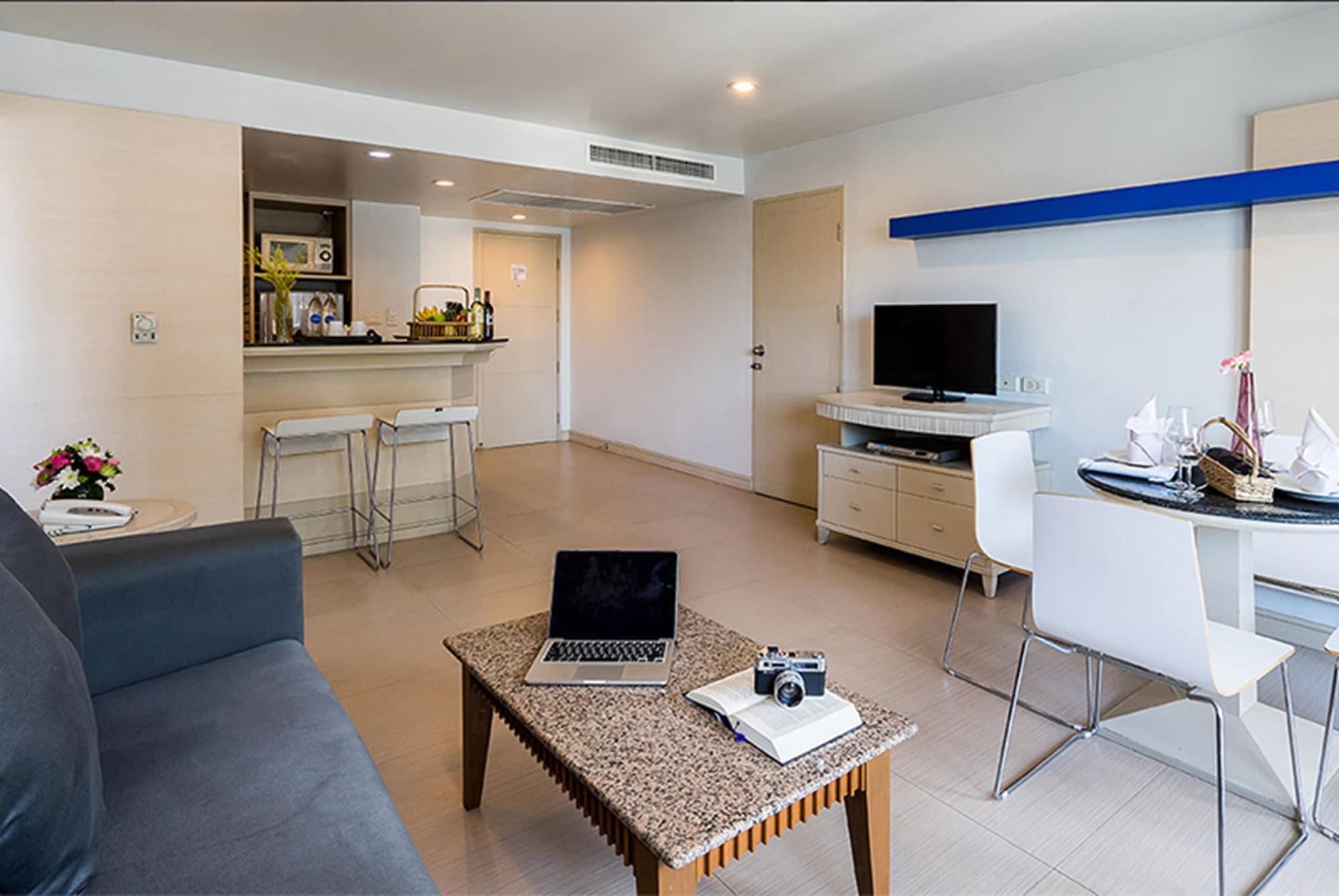 Sunshine Vista Hotel Pattaya Exterior photo