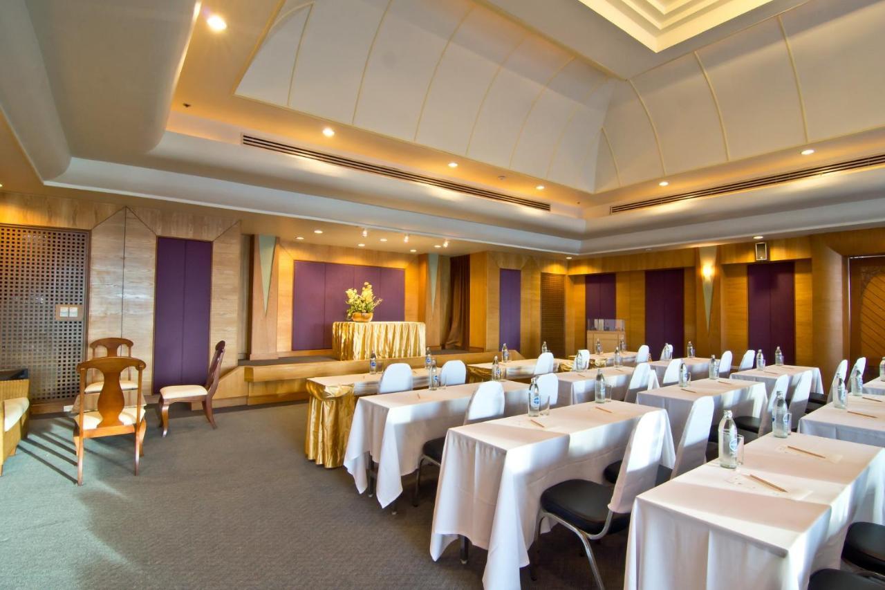 Sunshine Vista Hotel Pattaya Exterior photo